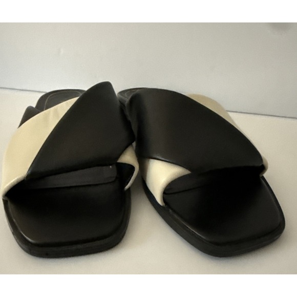 Vionic Miramar Size 8.5 Black & Cream Leather Comfort Slide Sandal Slip On New - Picture 5 of 15